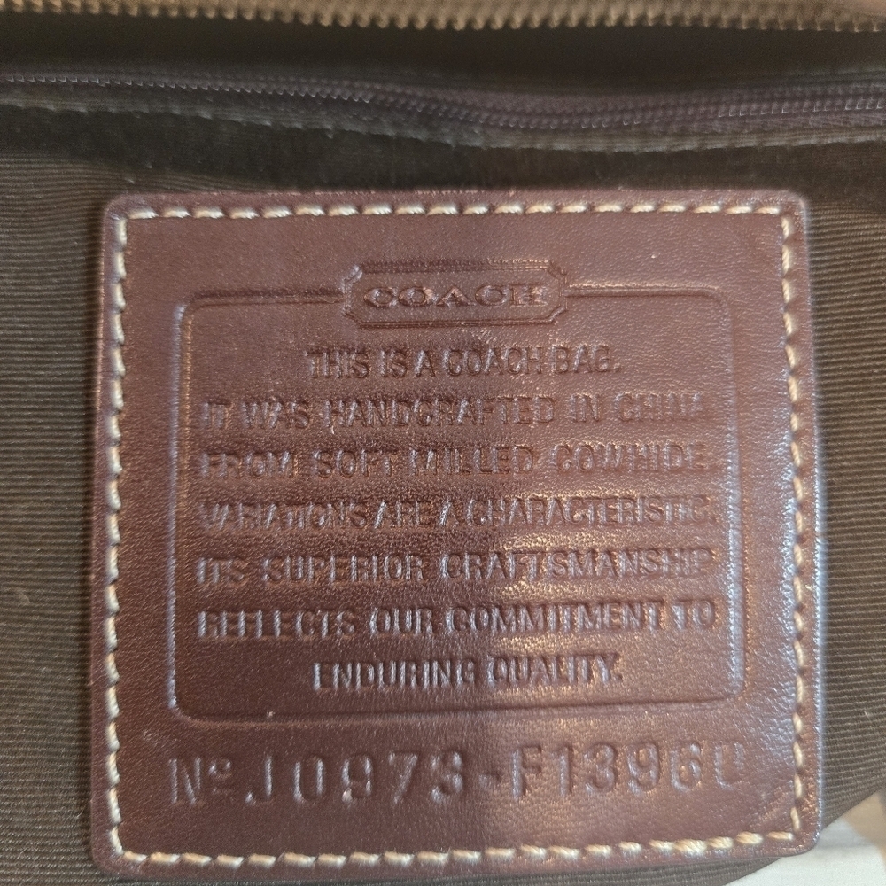 Coach Hamptom Pebbled Leather Turn Lock Sachel Tote Bag Brown Cream Medium 13960 - Picture 14 of 14
